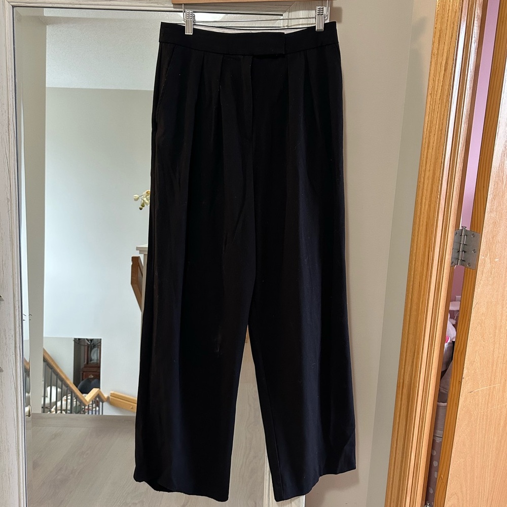 Dynamite Women's Black Wide-Leg Trousers